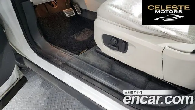 LAND ROVER Discovery Sport 2.0 TD4 SE 2016 — photo 17 sur 20