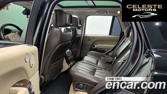 LAND ROVER Range Rover 44.4 SDV8 Vogue SE 2016 — photo 13 sur 20