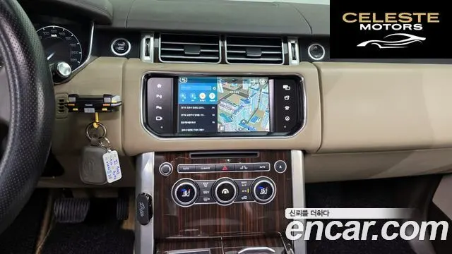 LAND ROVER Range Rover 44.4 SDV8 Vogue SE 2016 — photo 16 sur 20