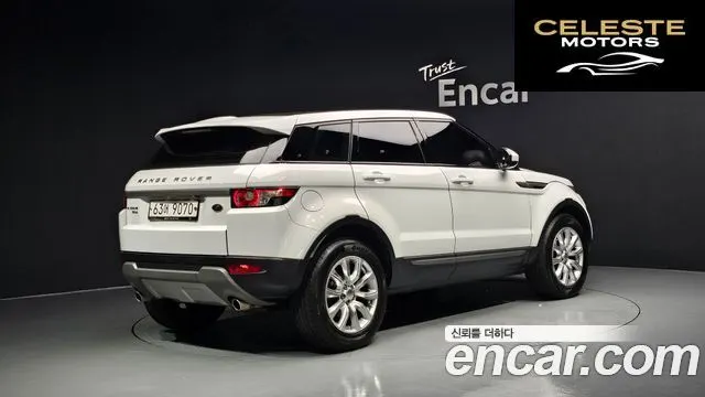 LAND ROVER Range Rover Evoque 2.2 SD4 Pure 2015 — photo 2 sur 26