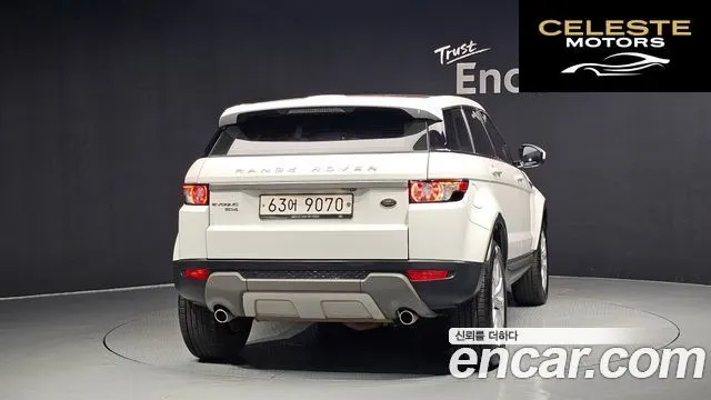 LAND ROVER Range Rover Evoque 2.2 SD4 Pure 2015 — photo 4 sur 26