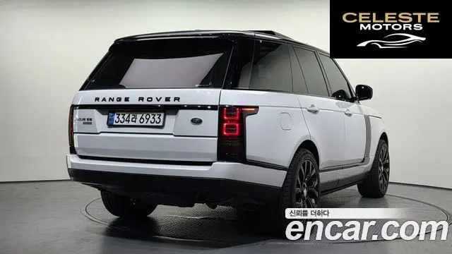 LAND ROVER Range Rover 44.4 SDV8 Vogue SE 2015 — photo 2 sur 20