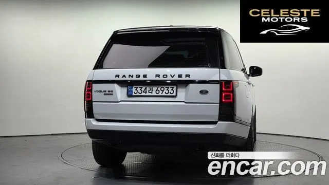 LAND ROVER Range Rover 44.4 SDV8 Vogue SE 2015 — photo 4 sur 20