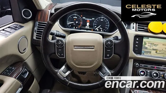LAND ROVER Range Rover 44.4 SDV8 Vogue SE 2016 — photo 13 sur 26