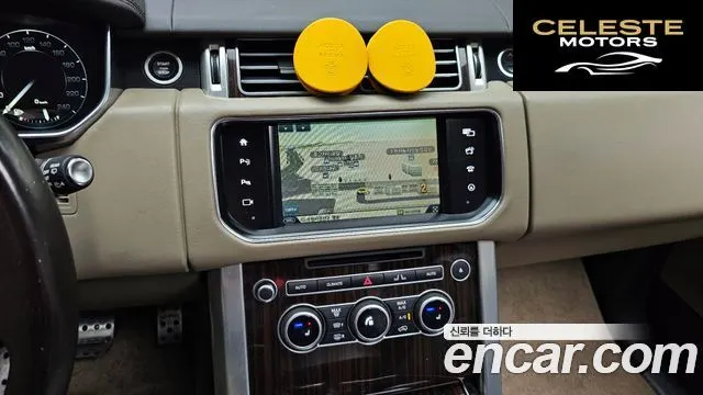 LAND ROVER Range Rover 44.4 SDV8 Vogue SE 2016 — photo 14 sur 26