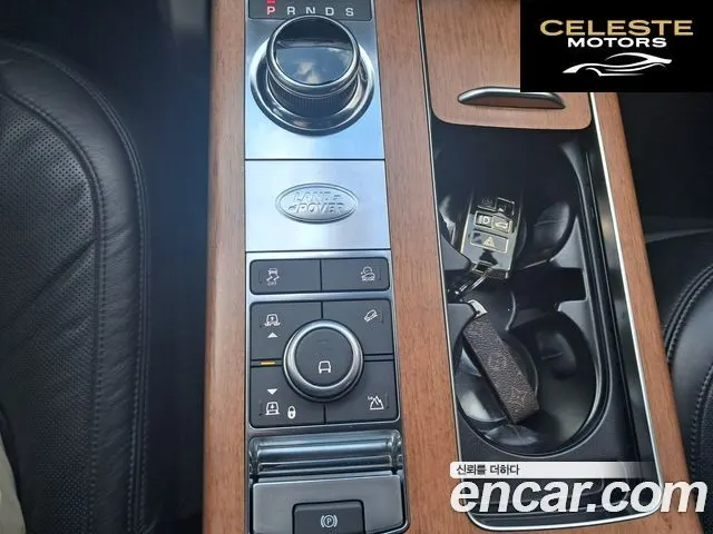 LAND ROVER Range Rover 45.0 SC AB LWB 2019 — photo 10 sur 26