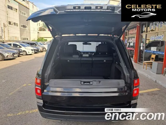 LAND ROVER Range Rover 45.0 SC AB LWB 2019 — photo 17 sur 26