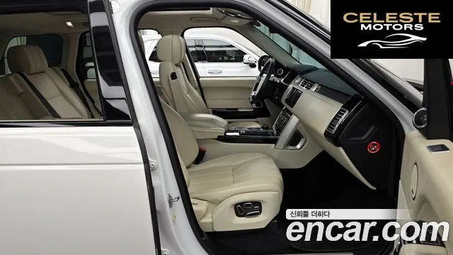 LAND ROVER Range Rover 45.0 SC Vogue SE 2014 — photo 11 sur 20