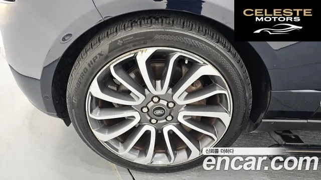 LAND ROVER Range Rover 44.4 SDV8 AB 2016 — photo 5 sur 20