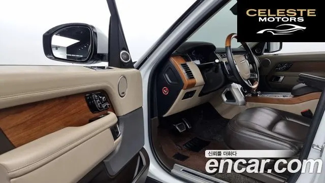 LAND ROVER Range Rover 45.0 SC AB 2018 — photo 10 sur 26