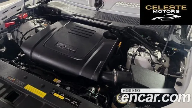 LAND ROVER Defender (L663) 110 P300 X-Dynamic SE 2023 — photo 6 sur 26