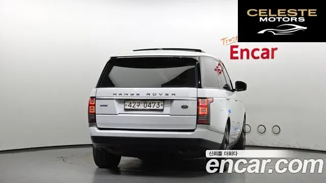 LAND ROVER Range Rover 44.4 SDV8 Vogue SE 2016 — photo 4 sur 20