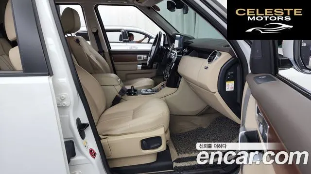 LAND ROVER Discovery 4 3.0 SDV6 SE 2016 — photo 11 sur 20