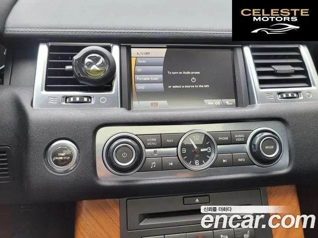 LAND ROVER Range Rover Sport 3.0 TDV6 2010 — photo 15 sur 24