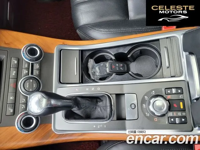 LAND ROVER Range Rover Sport 3.0 TDV6 2010 — photo 16 sur 24