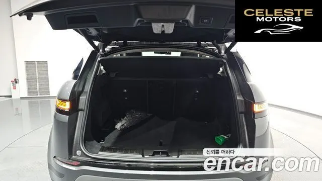 LAND ROVER Range Rover Evoque 2P250 SE 2020 — photo 19 sur 20