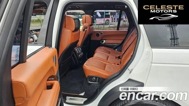 LAND ROVER Range Rover 44.4 SDV8 AB 2017 — photo 11 sur 20