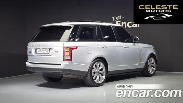 LAND ROVER Range Rover 44.4 SDV8 Vogue SE 2016 — photo 2 sur 20