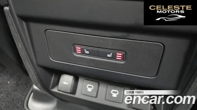 LAND ROVER Defender (L663) 110 P300 X-Dynamic SE 2022 — photo 18 sur 20