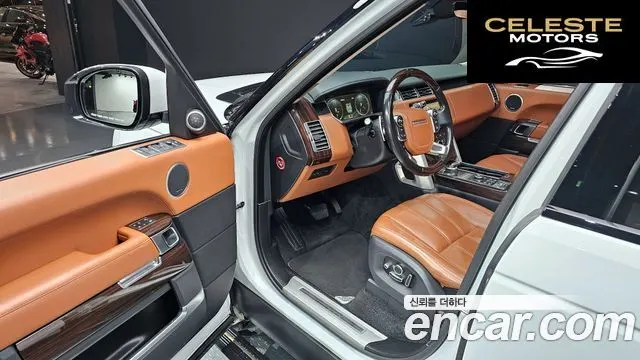 LAND ROVER Range Rover 44.4 SDV8 AB 2017 — photo 11 sur 26
