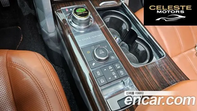 LAND ROVER Range Rover 44.4 SDV8 AB 2017 — photo 9 sur 26