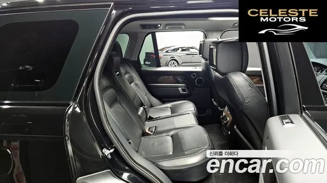 LAND ROVER Range Rover 44.4 SDV8 Vogue SE 2018 — photo 11 sur 20