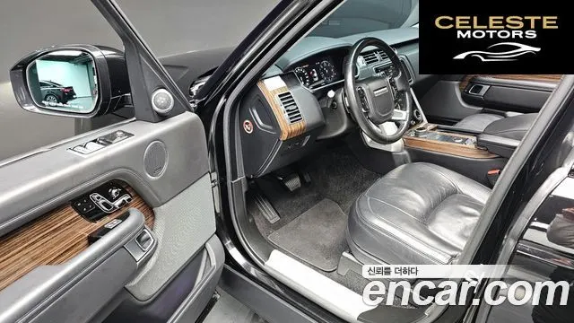 LAND ROVER Range Rover 44.4 SDV8 Vogue SE 2018 — photo 12 sur 20