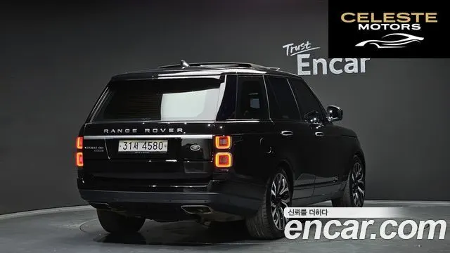 LAND ROVER Range Rover 44.4 SDV8 Vogue SE 2018 — photo 2 sur 20