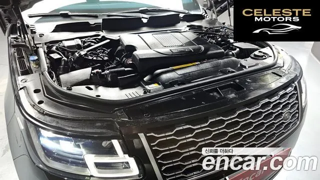 LAND ROVER Range Rover 44.4 SDV8 Vogue SE 2018 — photo 6 sur 20