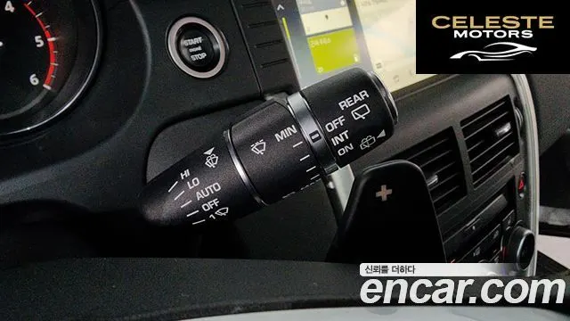 LAND ROVER Discovery Sport 2.0 TD4 SE 2017 — photo 15 sur 20