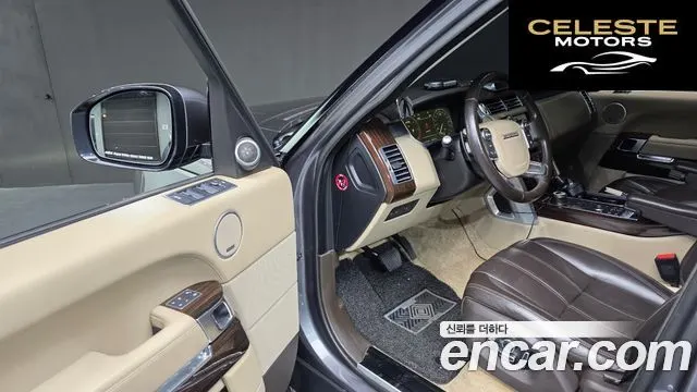 LAND ROVER Range Rover 44.4 SDV8 Vogue SE 2016 — photo 12 sur 26