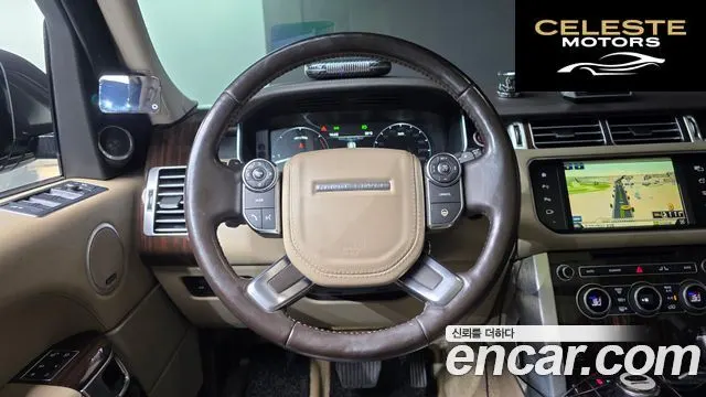 LAND ROVER Range Rover 44.4 SDV8 Vogue SE 2016 — photo 13 sur 26
