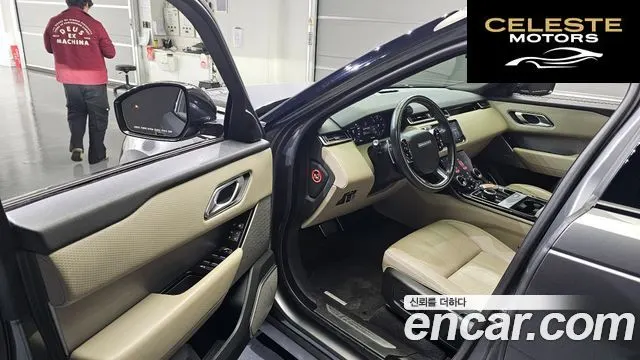 LAND ROVER Range Rover Velar 3.0 D300 R-Dynamic SE 2018 — photo 10 sur 20