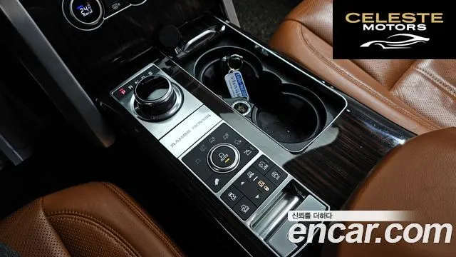 LAND ROVER Range Rover 45.0 SC Vogue SE 2017 — photo 9 sur 20
