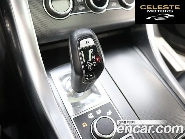 LAND ROVER Range Rover Sport 23.0 SC HSE Dynamic 2014 — photo 8 sur 26
