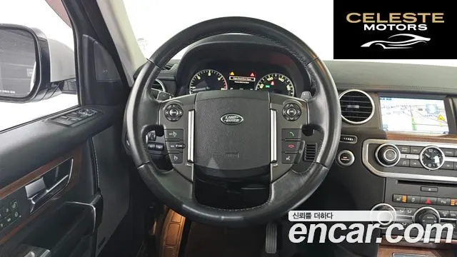 LAND ROVER Discovery 4 3.0 SDV6 SE 2016 — photo 13 sur 26