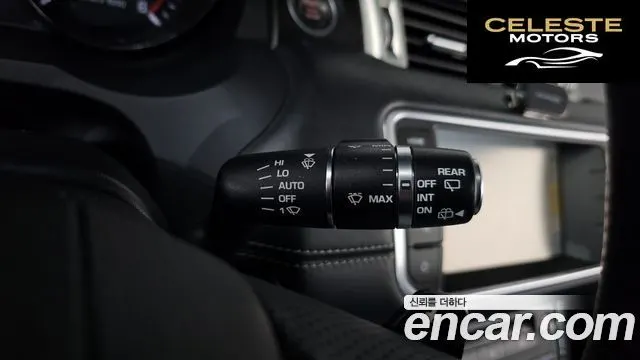 LAND ROVER Range Rover Evoque 2.2 SD4 2013 — photo 17 sur 20
