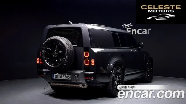 LAND ROVER Defender (L663) 130 P400 2024 — photo 2 sur 20