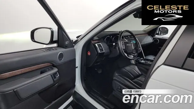 LAND ROVER Discovery 5 2.0 SD4 HSE 2017 — photo 10 sur 20