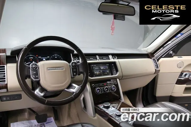 LAND ROVER Range Rover 44.4 SDV8 Vogue SE 2016 — photo 11 sur 26