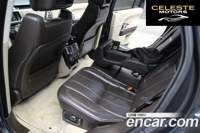 LAND ROVER Range Rover 44.4 SDV8 Vogue SE 2016 — photo 13 sur 26