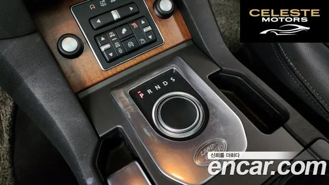 LAND ROVER Discovery 4 3.0 SDV6 HSE 2016 — photo 9 sur 20