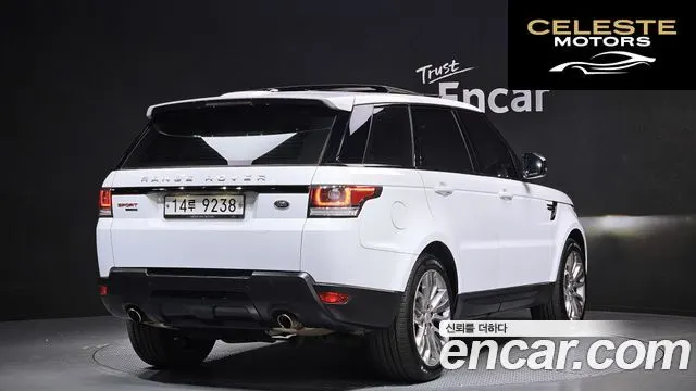 LAND ROVER Range Rover Sport 23.0 SC HSE Dynamic 2015 — photo 2 sur 26