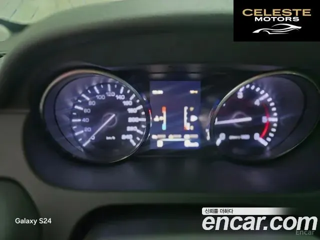 LAND ROVER Discovery Sport 2.0 TD4 SE 2016 — photo 16 sur 24