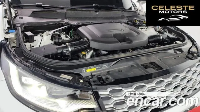 LAND ROVER Discovery 5 D250 SE 2022 — photo 6 sur 26