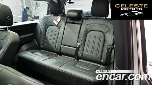 LAND ROVER Defender (L663) 90 D250 SE 2022 — photo 11 sur 20