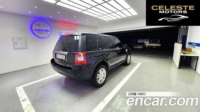 LAND ROVER 2 2.2 TD4 HSE 2010 — photo 6 sur 26