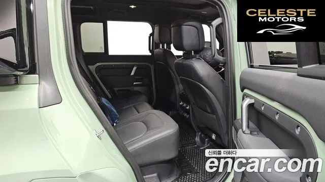 LAND ROVER Defender (L663) 110 D300 75th Edition 2023 — photo 12 sur 20