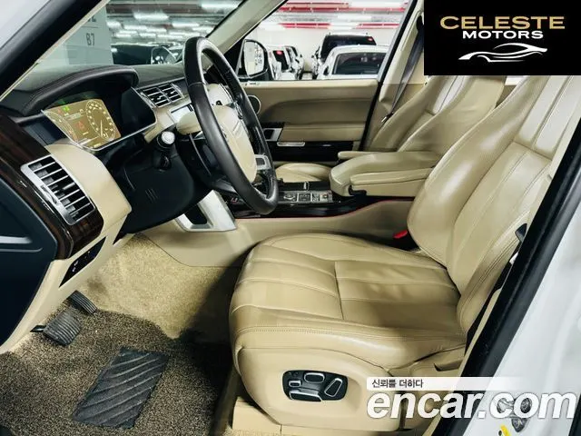 LAND ROVER Range Rover 44.4 SDV8 Vogue SE 2015 — photo 13 sur 26