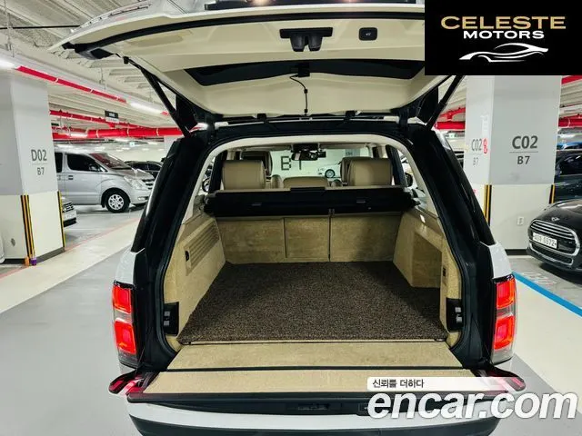 LAND ROVER Range Rover 44.4 SDV8 Vogue SE 2015 — photo 19 sur 26